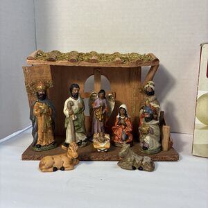 elements nativity 9 piece set with crèche manger scene Christmas